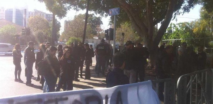 232-0.kavgas-vouli-hamos.42c6d17102a0642c2f7b007ca6fe6036