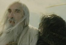 Ο Κρίστοφερ Λι, που έγινε γνωστός ως κόμης Δράκουλας, είχε πολεμήσει κατά των σοβιετικών και στη Νότια Αφρική. Η συμβουλή του στον σκηνοθέτη του «Άρχοντα των δακτυλιδιών»