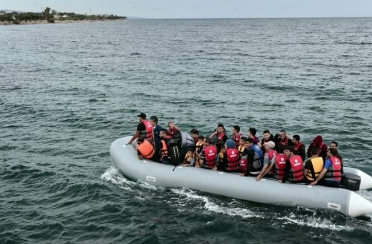 b_prosfyges_thalassa